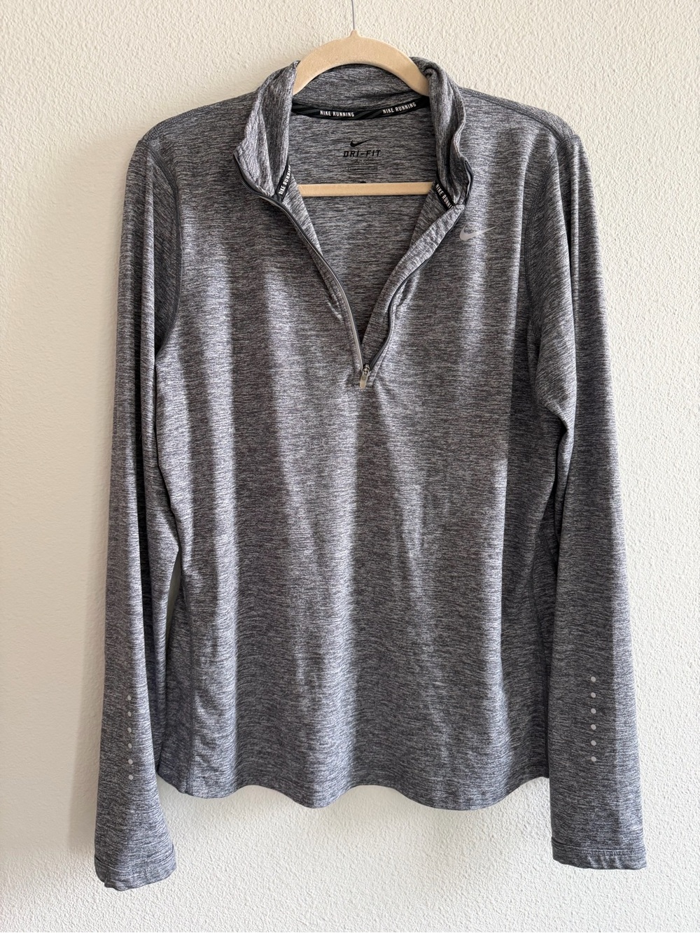 Nike Long Sleeve Collared Pullover size L